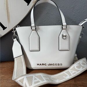 Marc Jacobs Trademarc Small Tote in White